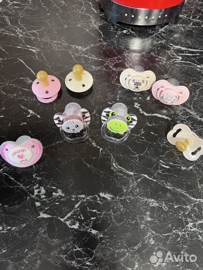 Соски пустышки 0-6 месяцев