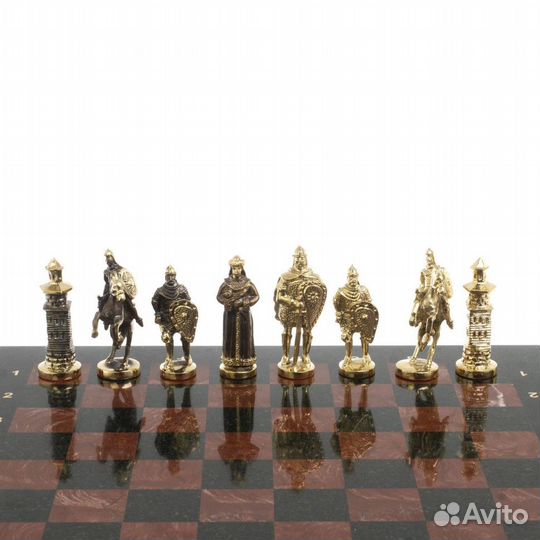 Шахматы «Богатыри» лемезит змеевик