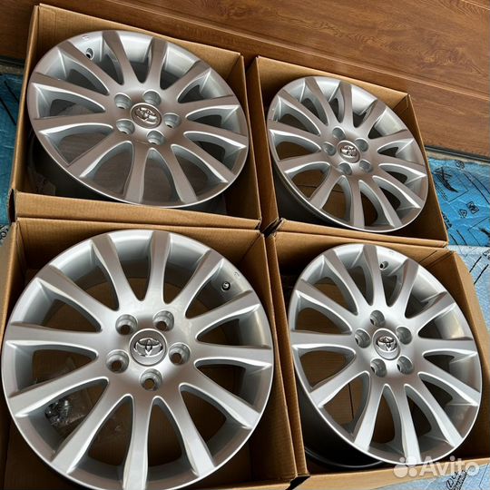 Диски Toyota Camry Avensis R17 Adeona Новые