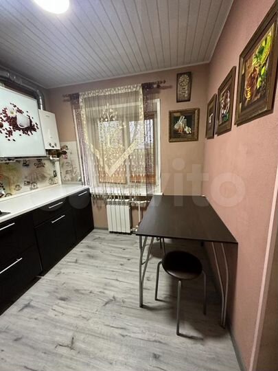 1-к. квартира, 30 м², 1/4 эт.