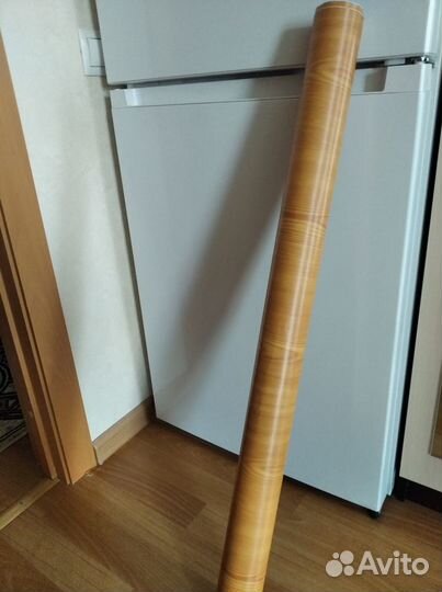 Обои самоклеящиеся под дерево 1рулон