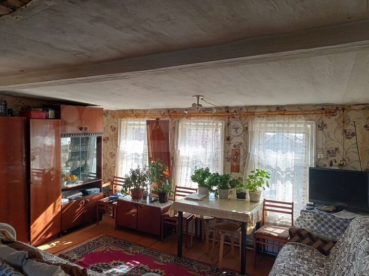 Дом 30 м² на участке 5,5 сот.