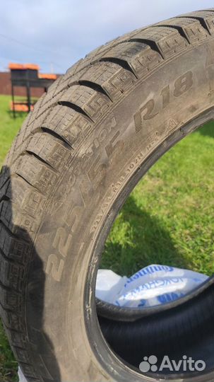 Pirelli Ice Zero FR 225/55 R18 102H