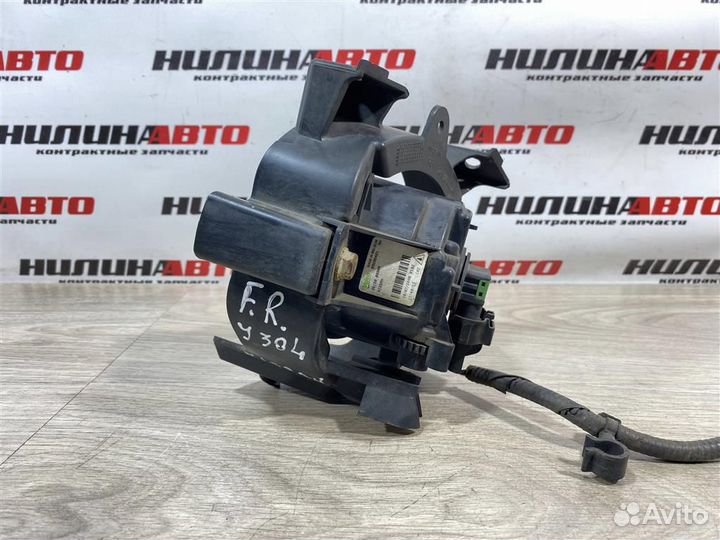 Фара противотуманная правая Ниссан Кашкай J10
