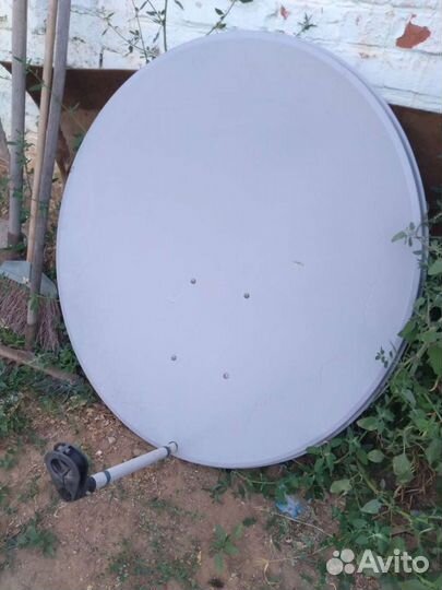 Антенна спутниковая