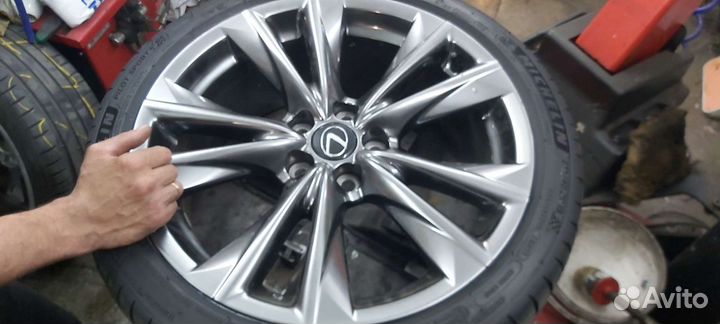 Колеса lexus ES new r19 F-sport