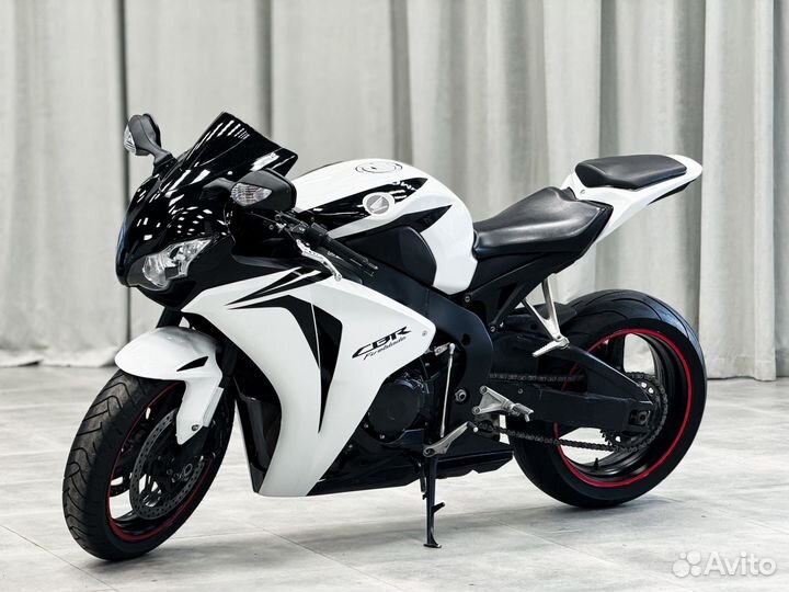 Honda CBR1000RR Fireblade