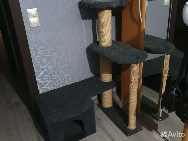 Домик для кошки с когтеточкой