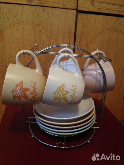 Чайные пары на подставке новые продам