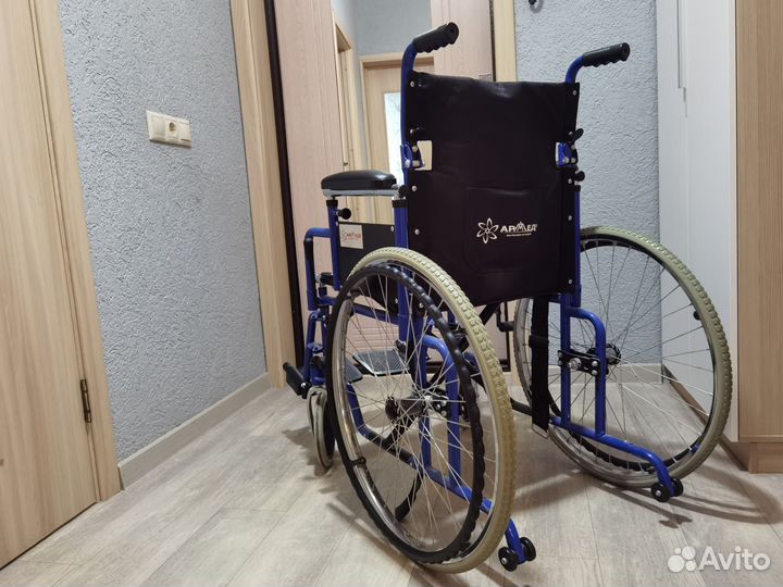 Коляска инвалидная