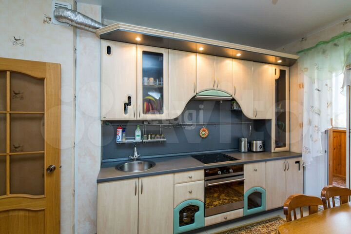 3-к. квартира, 72,9 м², 2/5 эт.