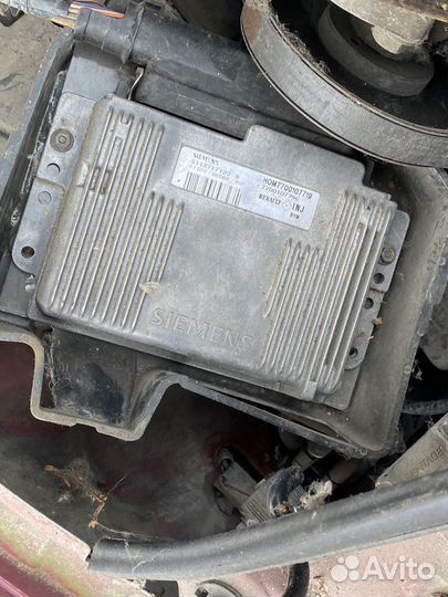 Блок управления двигателем Renault Megan