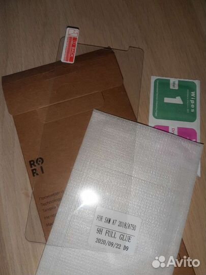 Новое защитное стекло для Samsung A7