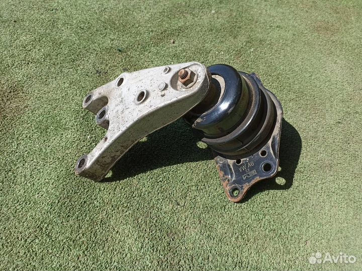 Опора двигателя (Подушка) правая Skoda Fabia 2