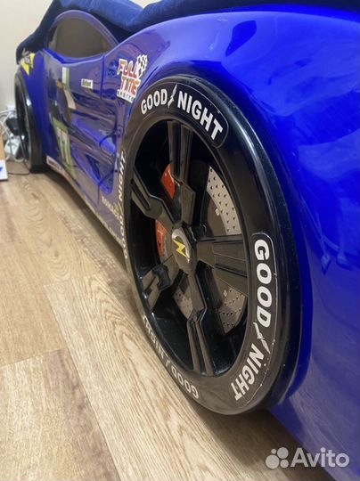 Romeo M Детская кровать машинка