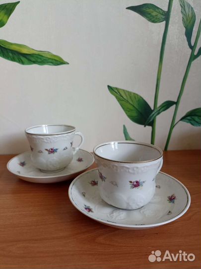 Чашки с блюдцами Дулево