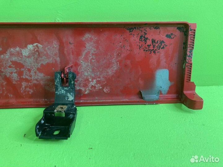 Накладка крыла mercedes-benz actros MP III