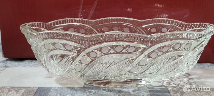 Хрустальная салатница