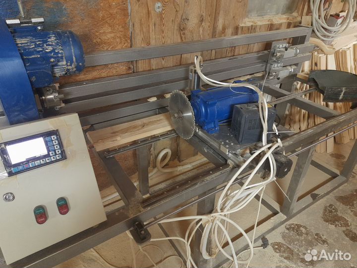 Токарный станок по дереву с чпу