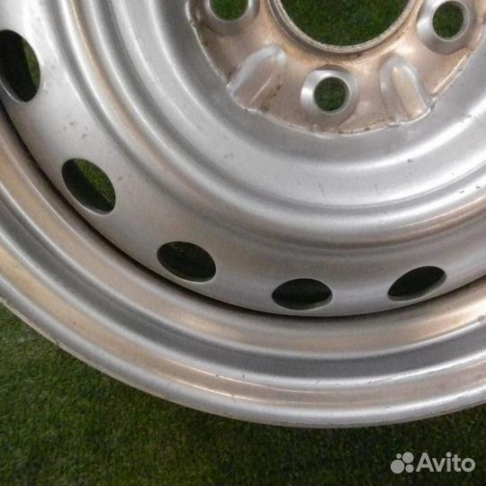 Диск штампованный R16