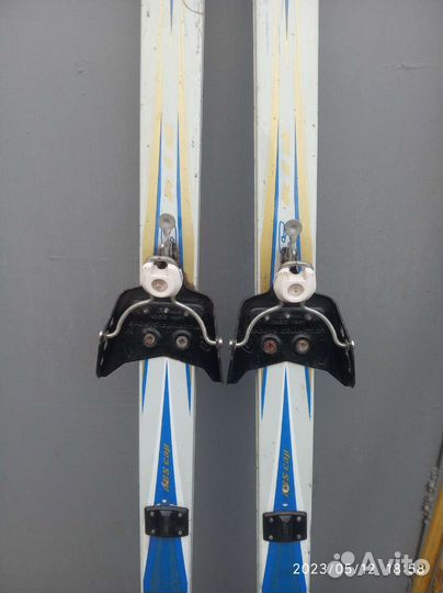 Беговые лыжи