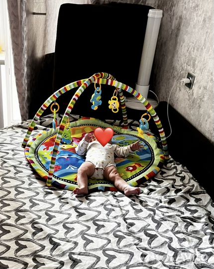 Развивающий коврик для малышей