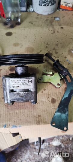 Насос гур Nissan Almera N15 N16. Qg15 QG18