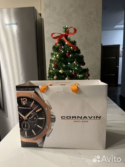 Часы Cornavin