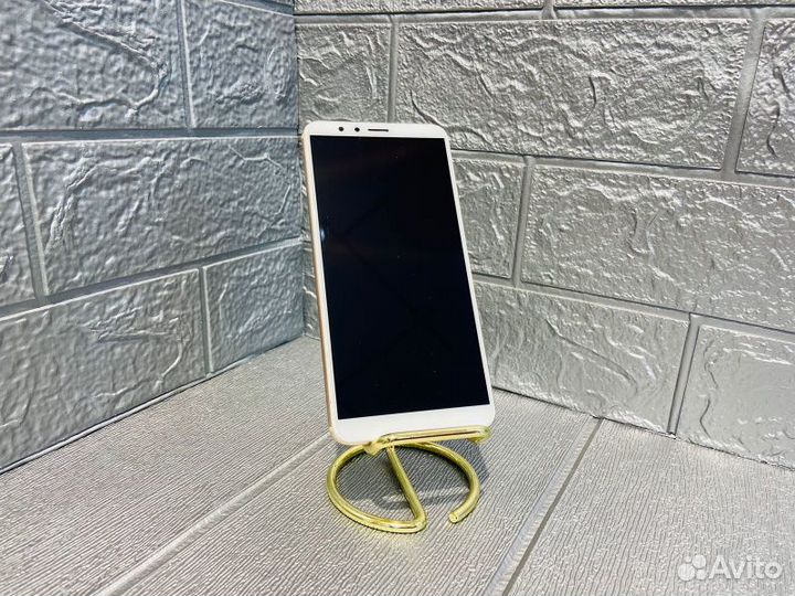 HONOR 7X, 4/64 ГБ