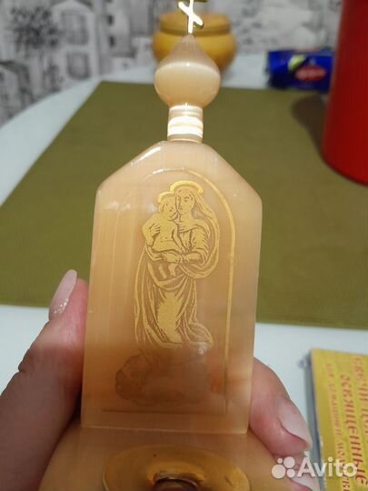 Икона- подсвечник Богородица каменная (селенит)