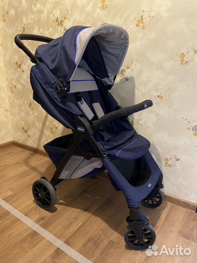 Коляска прогулочная Chicco Kwik One