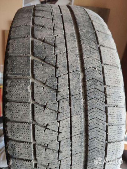Bridgestone Blizzak VRX 225/50 R17