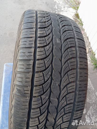 Duraturn Mozzo STX 285/50 R20