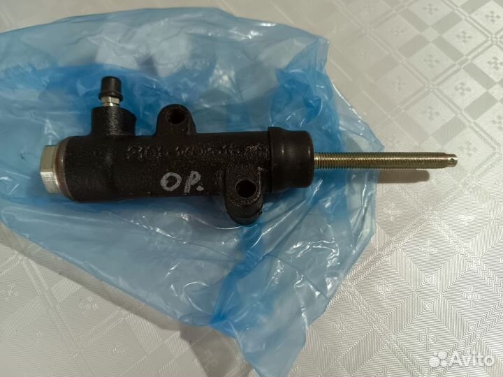 Цилиндр сцепления рабочий ваз 2101-2107; нива 44