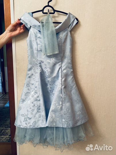 Вечернее платье