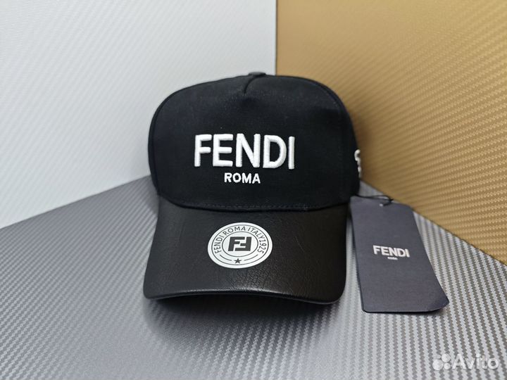 Бейсболка Fendi чёрная