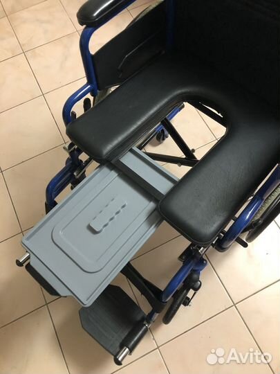 Инвалидная коляска складная бу