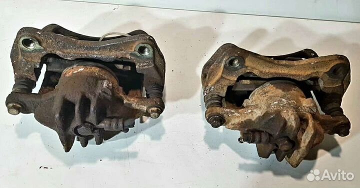 Суппорт передний тормозной Каризма, Спейс Стар