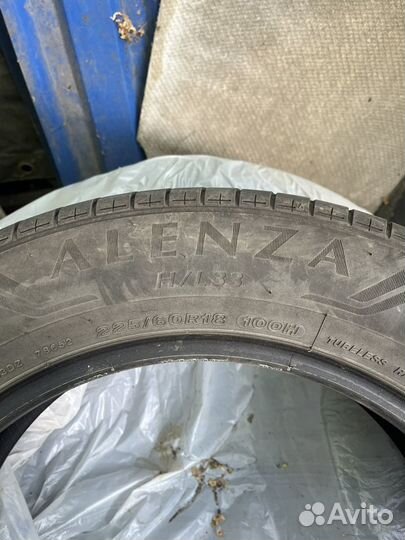 Bridgestone Alenza H/L 33 225/60 R18