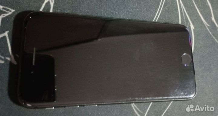 iPhone 8, 64 ГБ