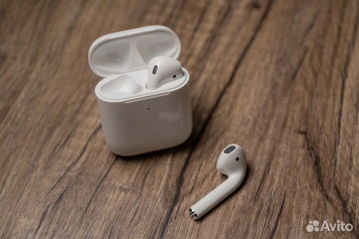 Беспроводные наушники Apple AirPods 2