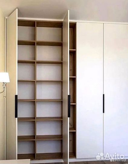 Шкафы распашные на заказ от производителя