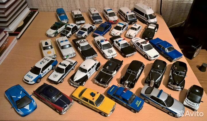 Полицейские и милицейские машины коллекция 34 штук