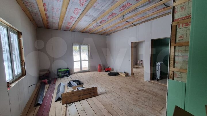 Коттедж 100 м² на участке 10 сот.