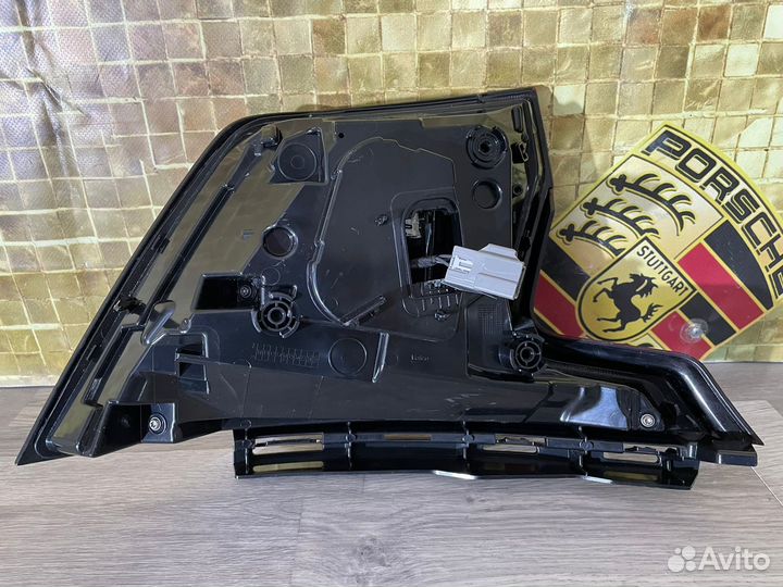 Фонарь задний правый Volvo S90 II 20-24 новый