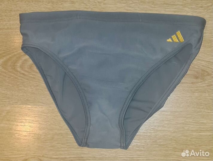 Плавки adidas на мальчика 140 146