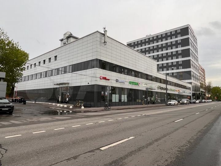 Арендный Бизнес, Перекрёсток ул. Космонавта Волков