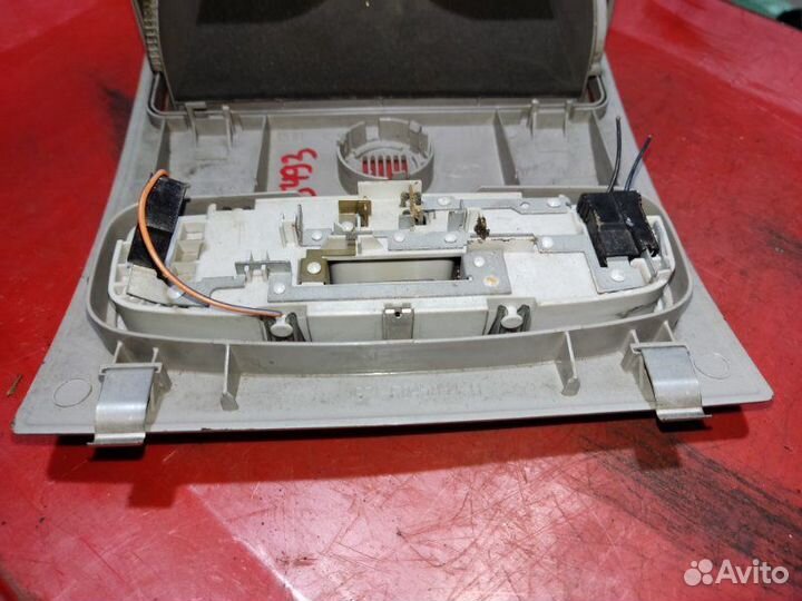 Плафон салонный Ford Mondeo 3 седан 2.0I 2003