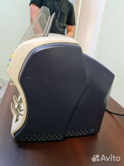 Счетчик (сортировщик) банкнот Glory GFR-220EU