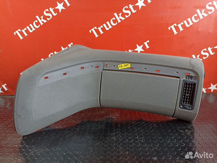 Передняя панель салона Daf XF106